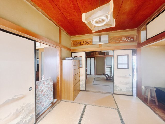 ■和室｜和室でしか味わえない畳ならではの香りや素材で和のやすらぎを感じてください♪休日はお子様とお昼寝するのにも最適です！