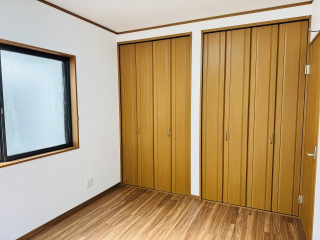 ～収納力の高いクローゼット完備～