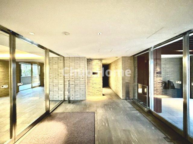 【オートロック】オートロックシステムでセキュリティ充実。当たり前ですが、安全で安心して暮らすのって大事ですよね。お探しのご条件でオートロック付きの物件を探す方も多いですがやはりセキュリティは大事です。