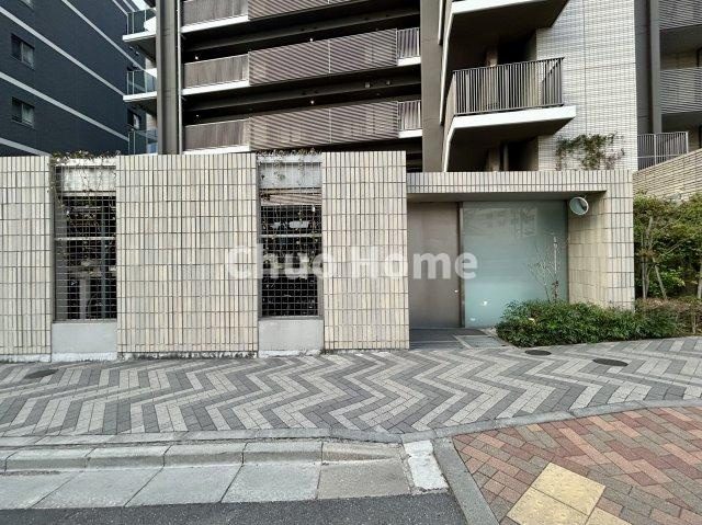 【自転車置き場】最新の空き状況や費用などの詳細は担当スタッフまでお問い合わせください。