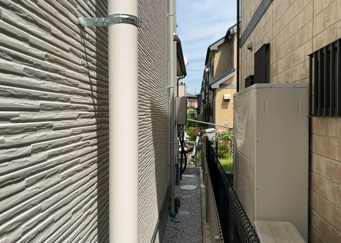 省エネ給湯器とは従来型の給湯器より熱効率が高く、少ない燃料でたくさんのお湯を沸かすことが出来る高効率な給湯器のことを指します。また、省エネ給湯器には種類があり、利便性や効果なども様々です。
