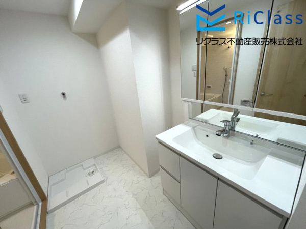 グランドプラザ神戸パートⅡの独立洗面台