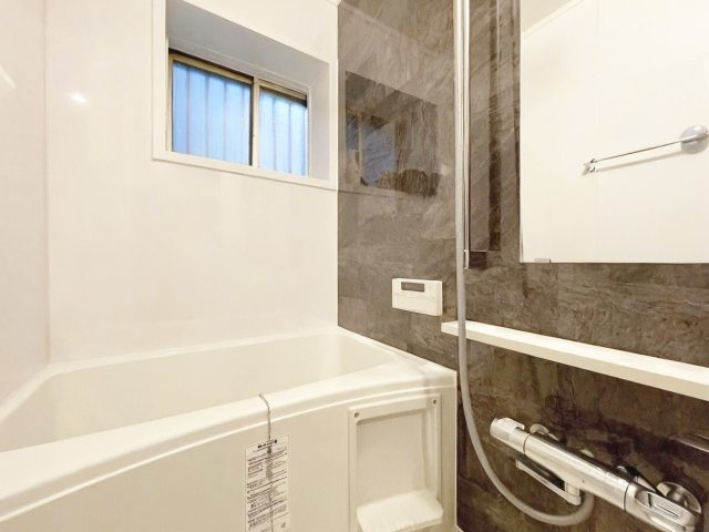 ゆったりリラックスできる浴室空間