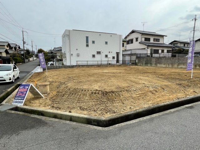 外観：327001495776