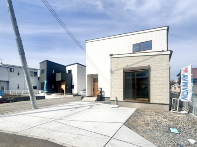 ■外観｜閑静な住宅街で始める新しい暮らし♪開放的な毎日をあなたへ(^^♪