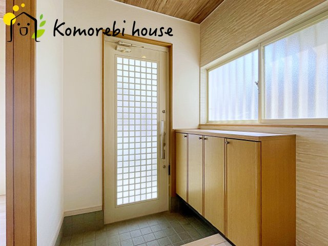 シンプルで使いやすい玄関です