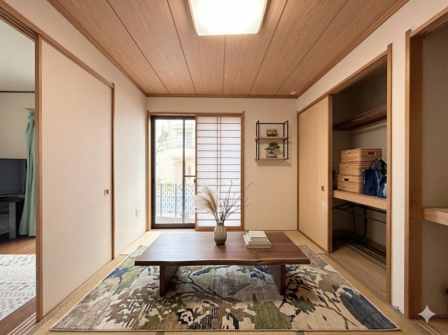 ◆感性を育むプライベートルームはシンプルでスマートな空間。好みの空間で読書をしたり、音楽を聞いたりと一人の時間も充実したものにできます。(家具はイメージです)