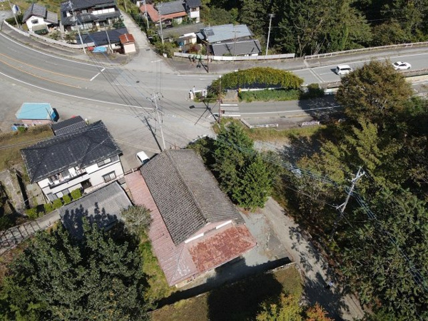 【笛吹市御坂町藤野木　売地の外観】