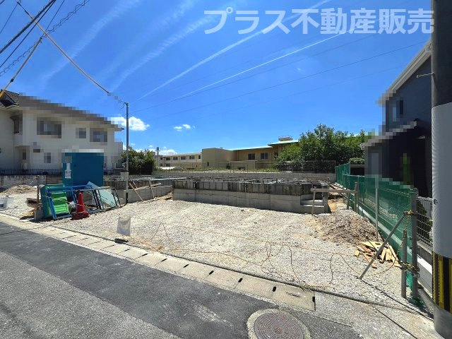 現地写真。プラス不動産販売なら、現場の全ての棟をまとめてご見学頂けます。