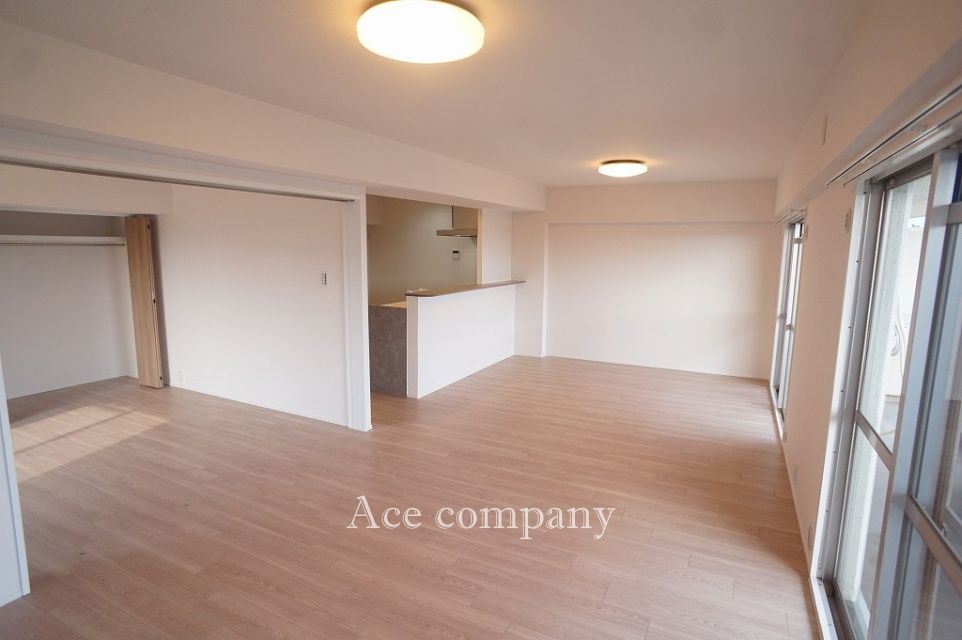 【LDK：広々約20帖！】