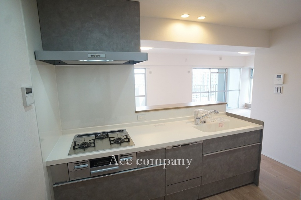 食洗機＆浄水器付きのシステムキッチン新調です☆3口ガスコンロ☆