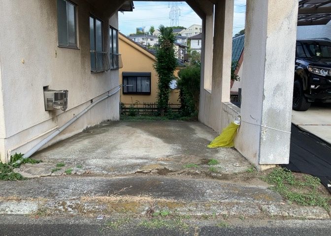 家を建てる前提で土地を探している場合、地盤の丈夫さは譲れない条件の一つです。地盤が脆弱だと追加工事が必要となります。また、過去に地盤沈下や液状化現象を起こした土地は、できるだけ避けた方がいいでしょう。