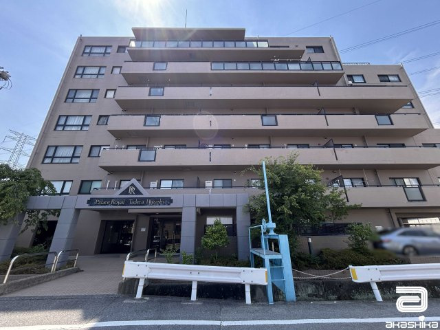 外観：328000649581