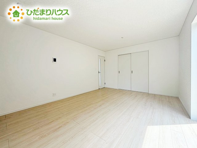 大型テレビに大型ソファー(^^)どんなインテリアにするか考えただけでわくわくしますね！