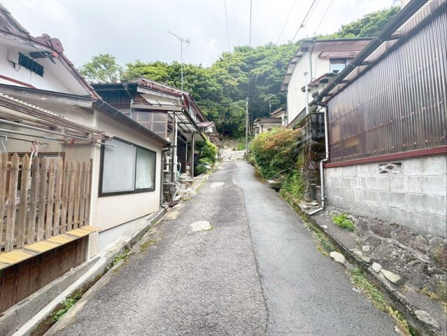 前面道路（43条但し書き道路）