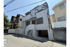 西宮市一ヶ谷町中古戸建(リノベーション)の外観