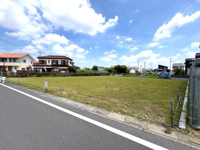建築条件なし・お好きなハウスメーカーで建築可能です。当社建築士による無料のプラン作成承ります。