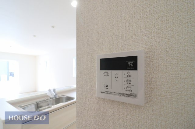 【温水設備】　給湯スイッチ付きで温度調整もラクラクです。