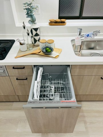 家事の時短につながるだけでなく、水の使い過ぎも防げます。　また、一般的には手洗いよりも綺麗に洗えると言われており衛生的です。