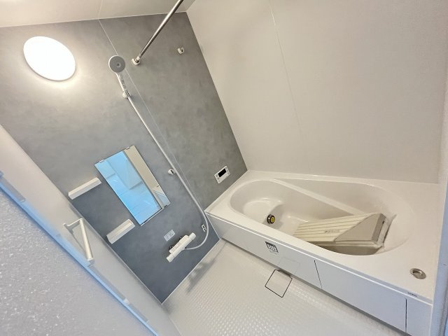 施工例。浴室です。施工例は完成時と異なる場合があります。