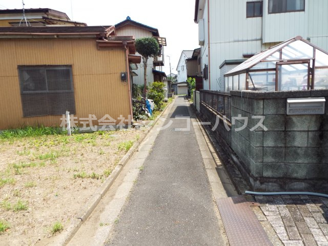 建築する場合には建築後退を要します。