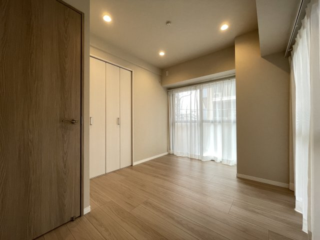 シンプルな洋室は、幅広い用途でお使いいただけます。　