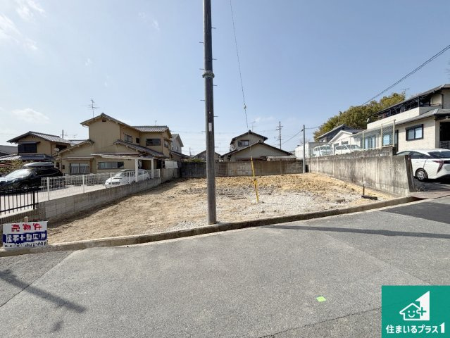 現在はこんな感じです。完成までが待ち遠しいですね。
