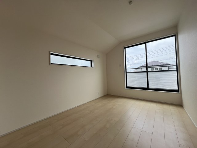 【洋室4】6.7帖