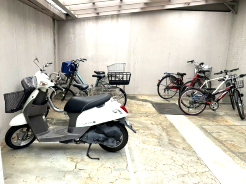 バイク置場