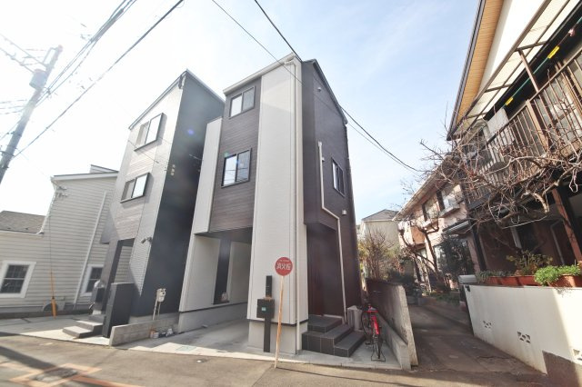 外観：311002306144