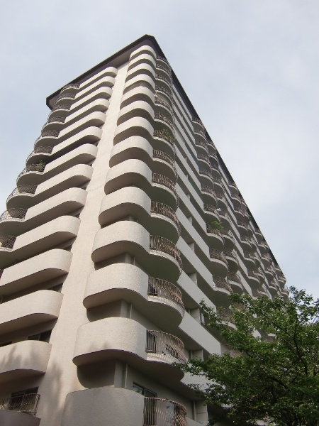 外観：328000623132