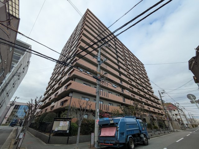 外観：327002376928