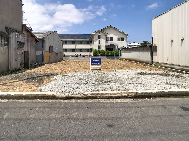 外観：327002777444