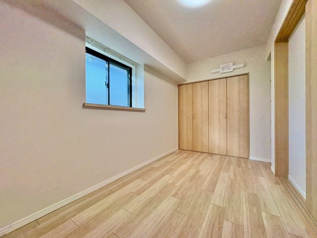 収納が豊富で、暮らしやすさに配慮した間取りです。