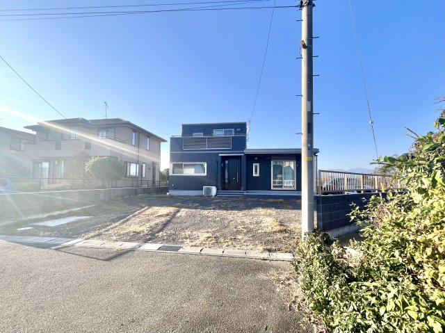 ■外観｜閑静な住宅街で始める新しい暮らし♪開放的な毎日をあなたへ(^^♪