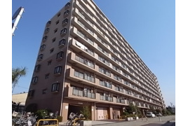 エフローレ新越谷ロイヤルガーデンの外観