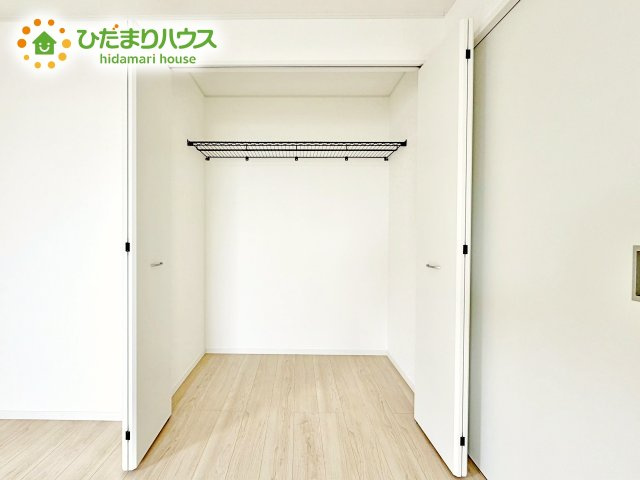 クローゼットを完備。スッキリ片付いた寝室が睡眠の質を上げてくれます。