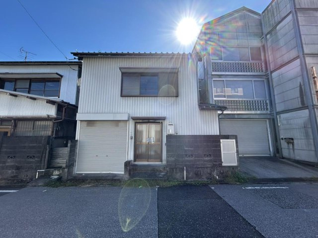 昭和町　売り土地　建物解体後更地渡し