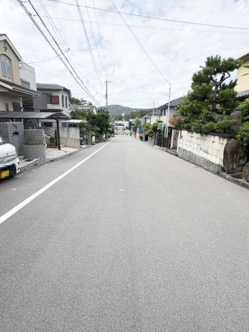 前面道路約8ｍ
