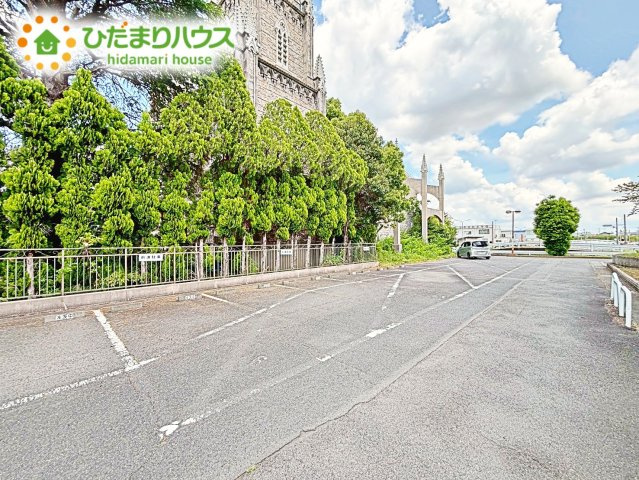 マイホームなら駐車場代がかかりません。しかも、自宅の駐車場で洗車が出来ます！今までコイン洗車に行っていた手間も省けて、節約にも繋がります(^^♪