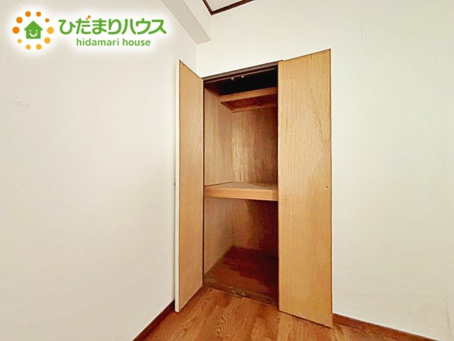 お布団やお子様のおもちゃなどがスッキリ収納できますね(^^♪