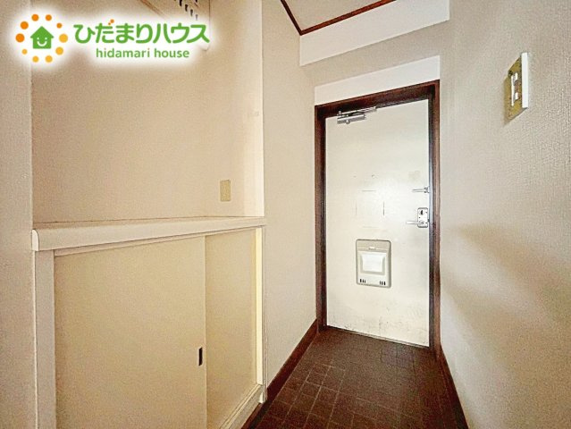 お家に出会う人々を迎える玄関だからこそ、清潔感あふれる空間にしたいものです♪