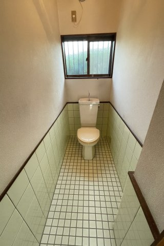 清潔感のあるトイレです