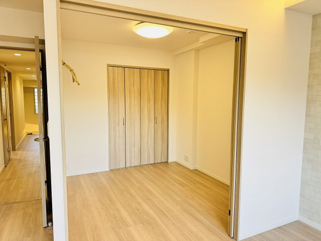 ～リビングに隣接している4.5帖の洋室です～