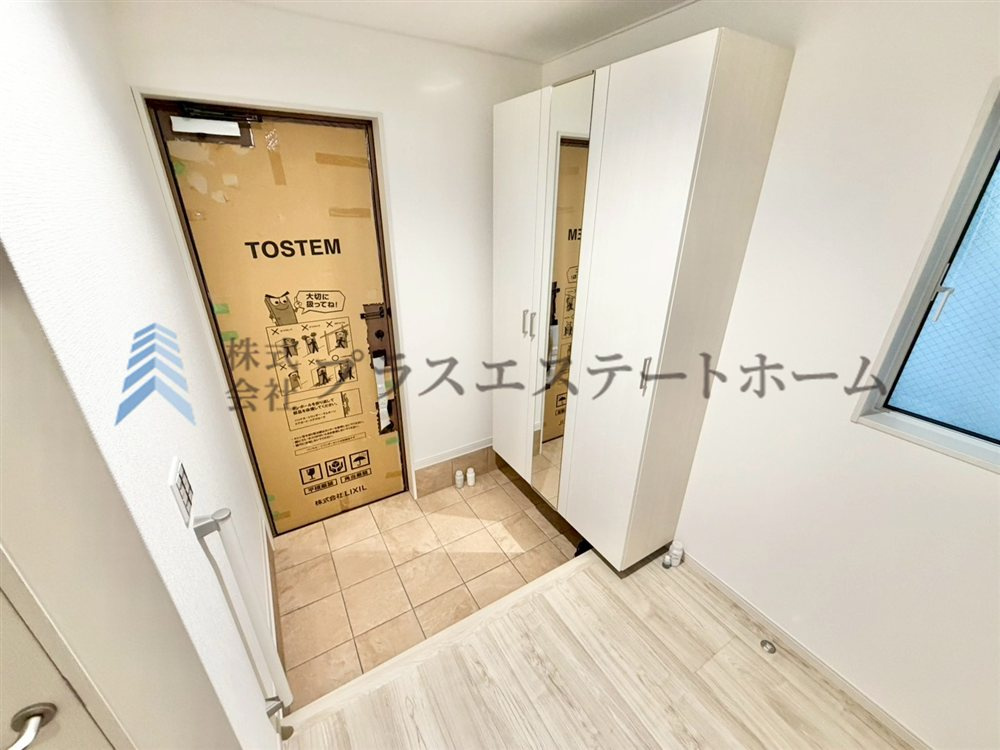 【同社施工事例】人を迎え入れる最初の場所だからこそ、清潔感があり纏まった空間に♪