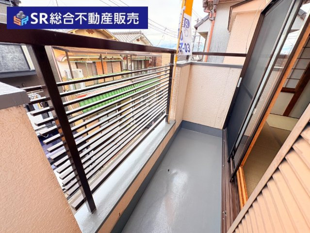 西側バルコニーです★