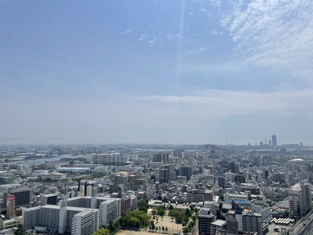 【眺望】高層階32階で眺望良好！港湾が望めて、大阪万博の花火も鑑賞できました！