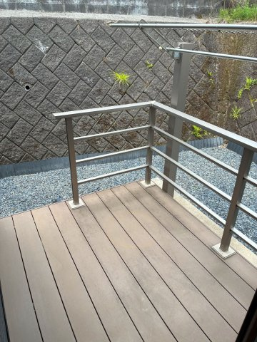 ウッドデッキ