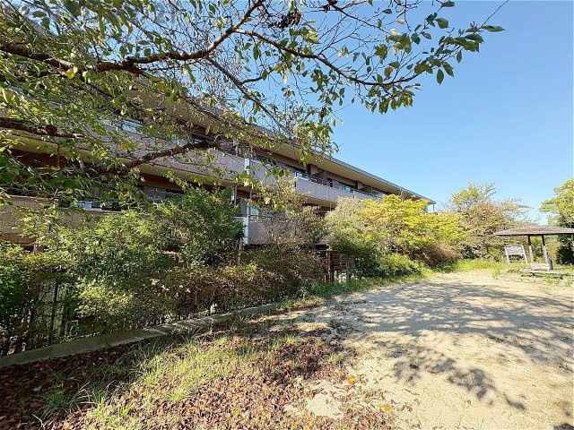 鉄筋コンクリート3階建