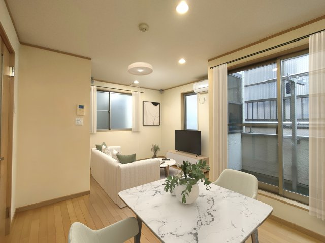 【LDK　約13.2帖】　※写真の家電・家具はイメージです